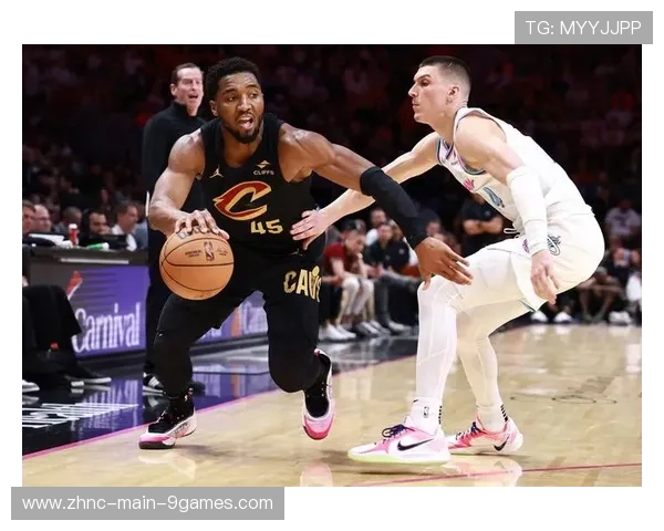 迈阿密热火的“奥秘”战术,季后赛能否大放异彩?,迈阿密热火宣传片 迈阿密热火的“奥秘”战术,季后赛能否大放异彩?,迈阿密热火宣传片